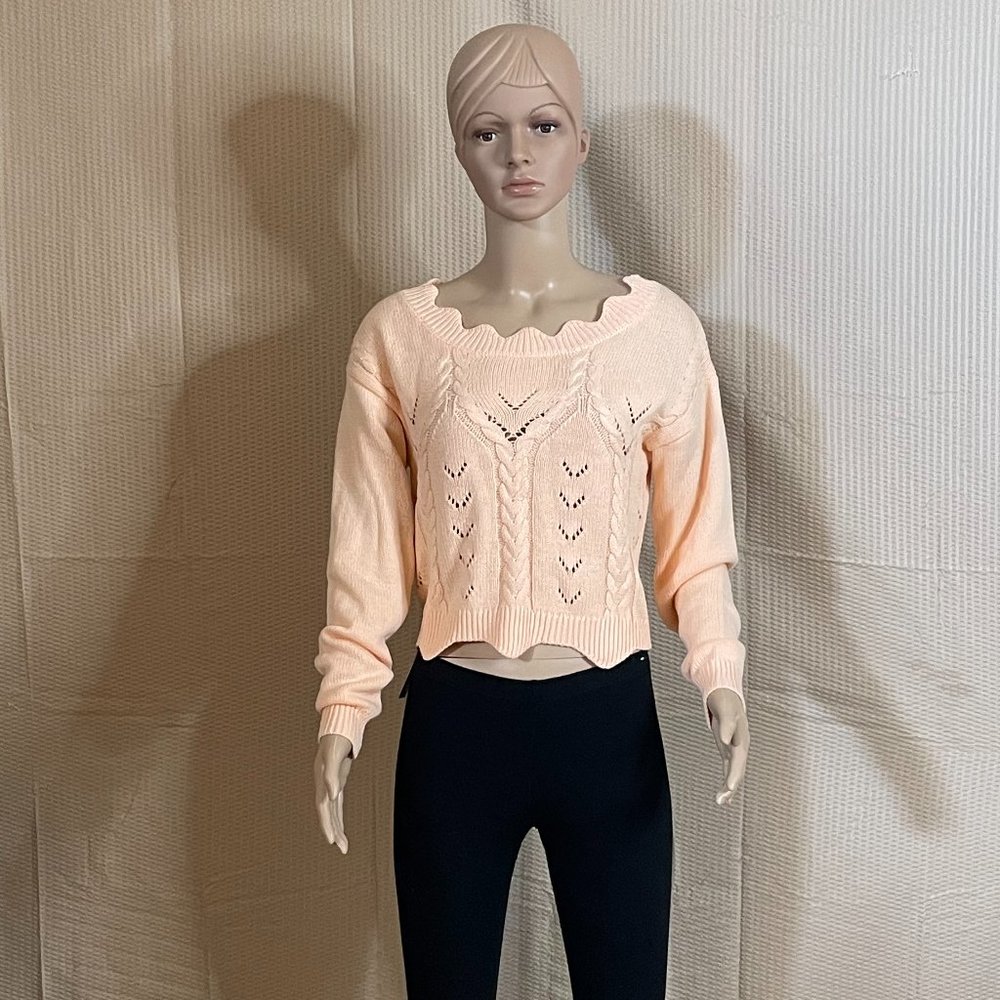 (1) Bebe Sweater